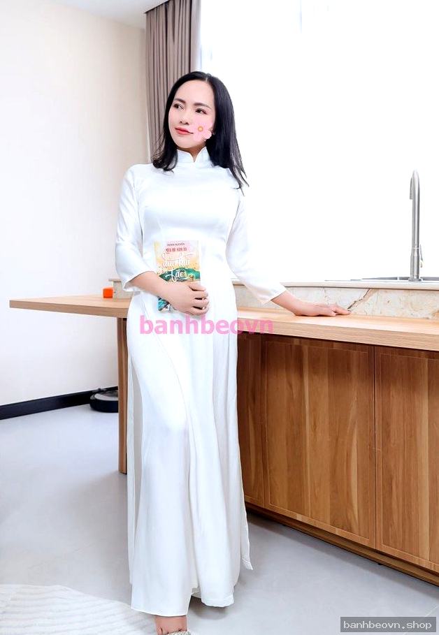 Cô Giáo Hương – gái gọi Dĩ An
