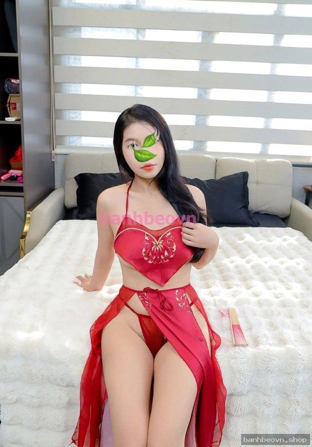 Hàn Tiểu Hy 2003 – 300k, 1m57 – Sài Gòn – ảnh 3