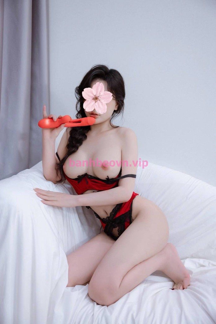 Sam Sam – gái gọi Phú Nhuận